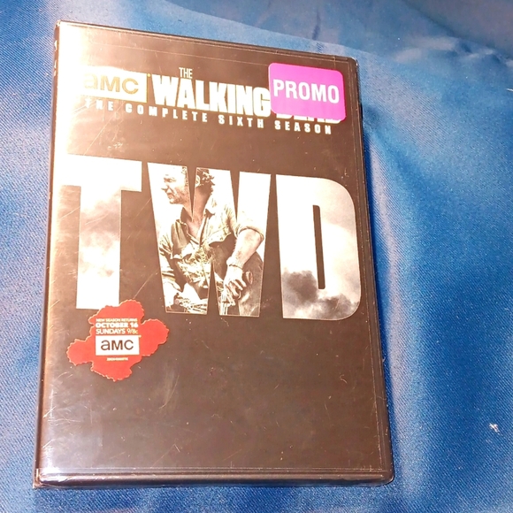The walking dead the complete sixth season DVD bonus features - Picture 1 of 6